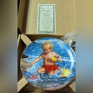 Christopher 8 1/2  Plate with Child by the Sea